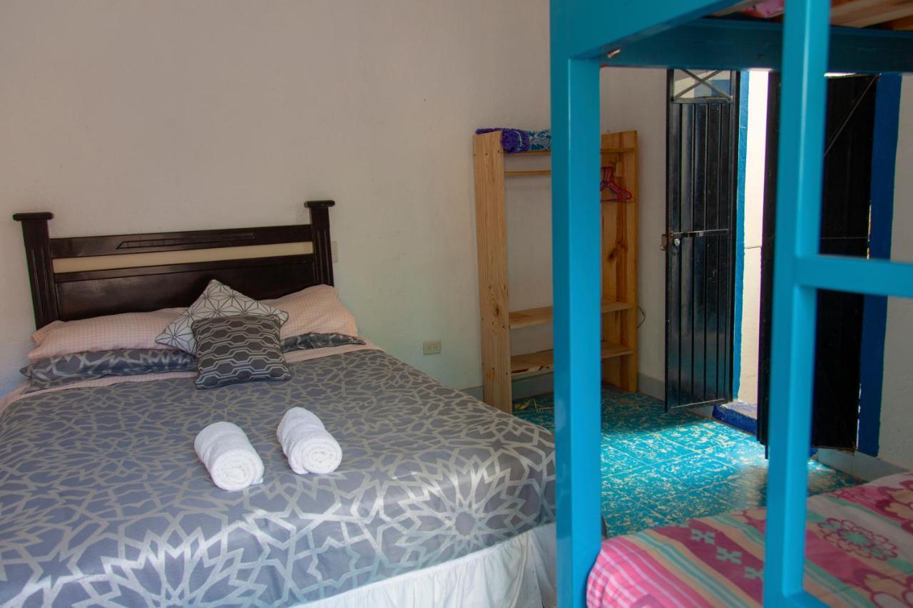 הוסטל סאן מיגל דה אלנדה Casa Chuparrosa מראה חיצוני תמונה
